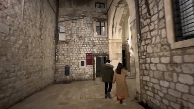 Dubrovnik Winter 2023 Night Walk 4K HDR смотреть онлайн