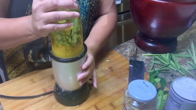 How to Make Nom Pa Jok (Cambodian Noodle with Mince Fish Soup)! смотреть онлайн