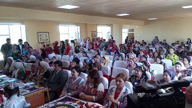 Фотимаи Файз . Чашни Чакан ракси мардуми Вахш бо либосои Чакан смотреть онлайн