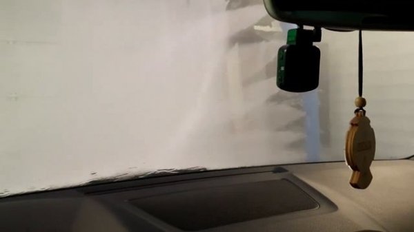 Как работает автомобильная робот-мойка?