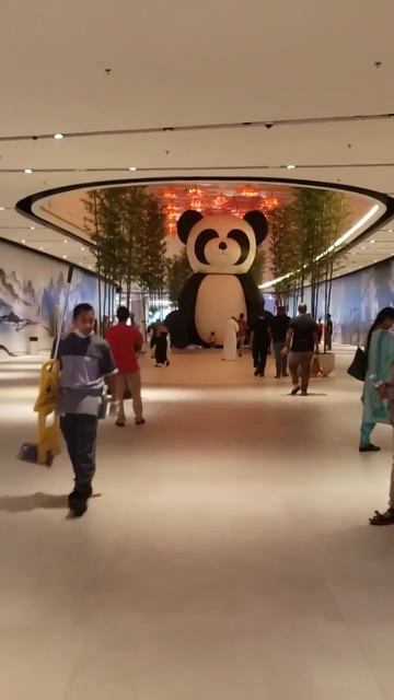 China Town in Dubai mall is nice place to visit смотреть онлайн