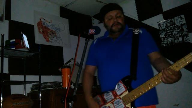 Sid Vicious Bass Solo by Mdr3 смотреть онлайн