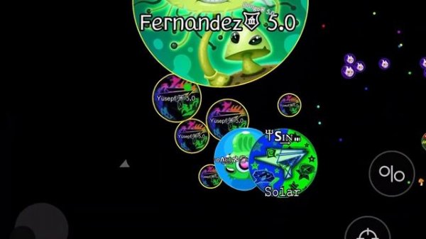 This game is crazy(Agar.io mobile Gameplay)-Yusepf YT