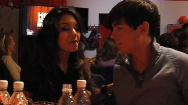 Zanessa Zac Efron Vanessa Hudgens pre-Say OK London смотреть онлайн