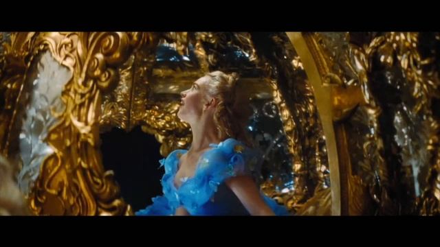 Entrevista Lily James - La Cenicienta смотреть онлайн
