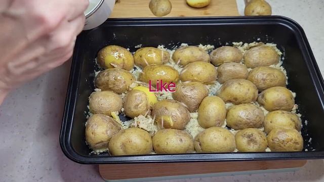Parmazánové brambory / @JanaCJany смотреть онлайн
