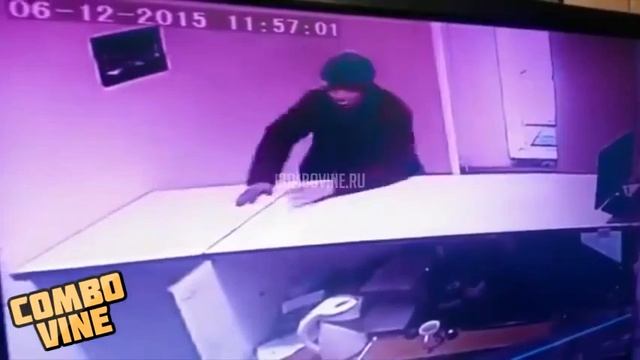 Combo Vine_ хед шот в голову ,прямо в голову. смотреть онлайн