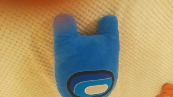 как то раз я решил прогуляться, и заметил какого-то чела