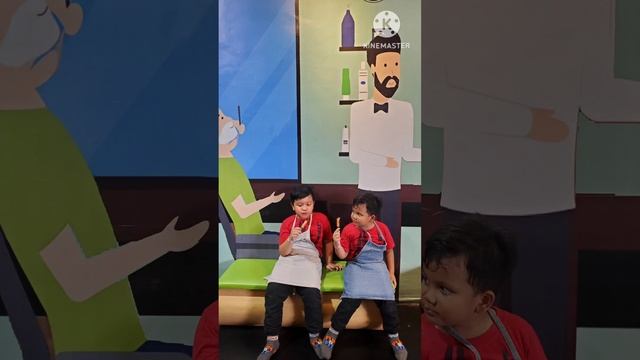 Bermain di Billy & Lily J.City Medan seru sekali loh.. смотреть онлайн