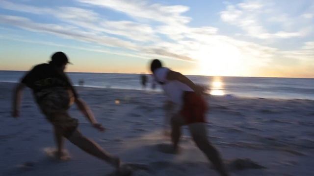 Behind the stories - Len Thong - Mates and Ultimate Frisbee смотреть онлайн