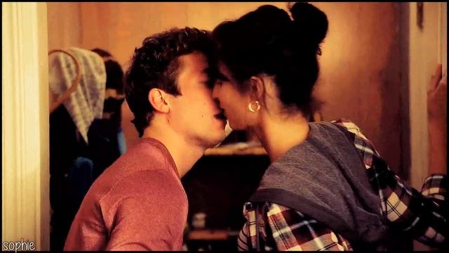 Lip & Sierra | Wings