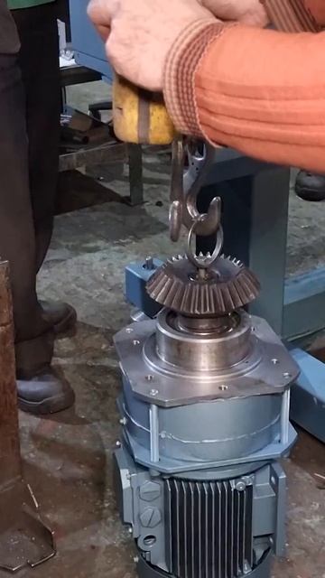 Вальцы листогибочные ММЗ-3402 по детальная сборка узлов Эпизод 02