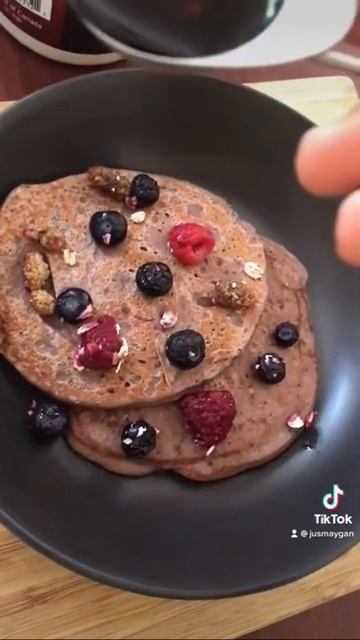 Oatmeal pancakes смотреть онлайн