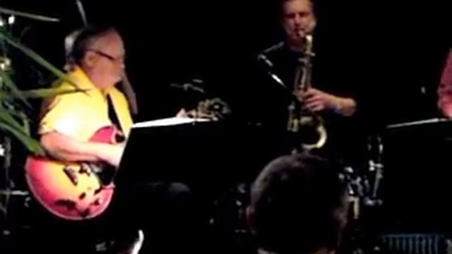 JazzAround mit 'Have You Met Miss Jones' смотреть онлайн