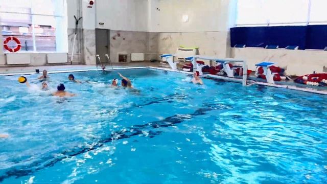 Матчевая встреча по водному поло, 2 период. Морской лицей : ЧВВМУ курсанты Москва 26.04.24г. смотреть онлайн