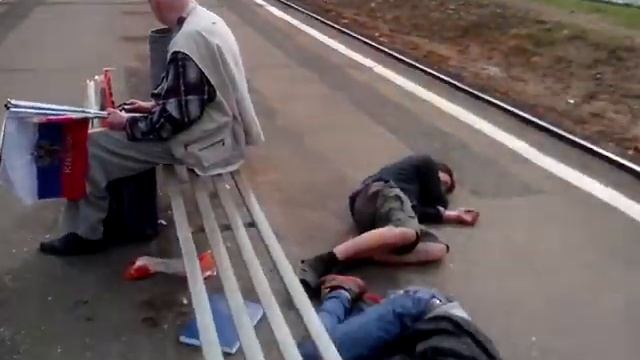 Помер Максим ну и хрен с ним смотреть онлайн