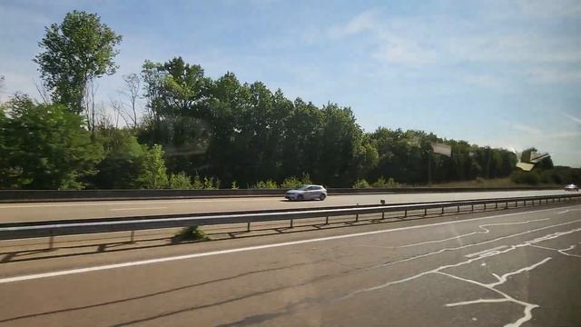 Travelling from Paris, France to Lucern, Switzerland while Listening to Colorful French History смотреть онлайн