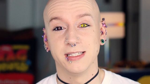 Reacting To Lip Piercing Fails | Piercings Gone Wrong 7 | Roly Reacts смотреть онлайн