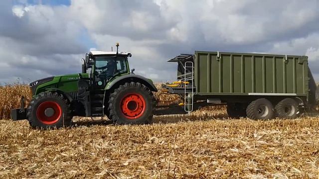 FENDT 1038 mit Umladewagen Ukraine Агроструктура Agrostructura смотреть онлайн
