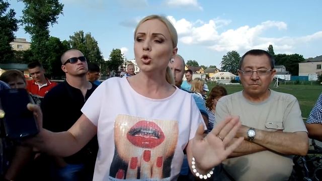 Розбудова стадіону смотреть онлайн