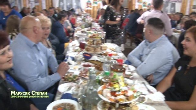 Їхав Василь містом. Українська весільна пісня смотреть онлайн