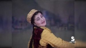 Хуршед Алидодов дар ракс фарзандаш Ширинмох Нихолова