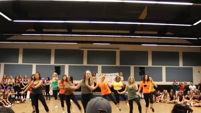 Alpha Xi Omicron l Fall Lip Sync 2015 смотреть онлайн