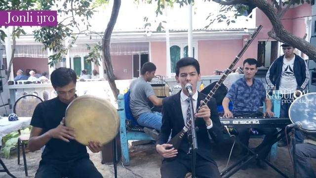 Ulug'bek Hoshimov (Qiz Bolaga Atlas Ko'ylak)//Улуғбек Хошимов (Қиз болага атлас кўйлак)