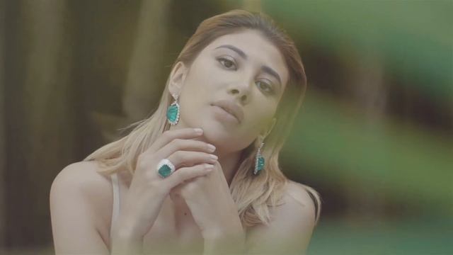 Zita Vass for Mouawad Jewelry смотреть онлайн