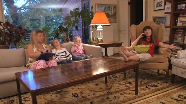8. Confessions of a Mystery Shopper: Episode 8 "The Babysitter" смотреть онлайн