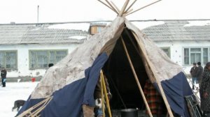 Чукча в чуме