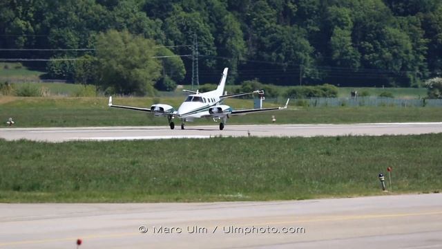Beech B60 Duke POWERFUL Take Off Augsburg Airport