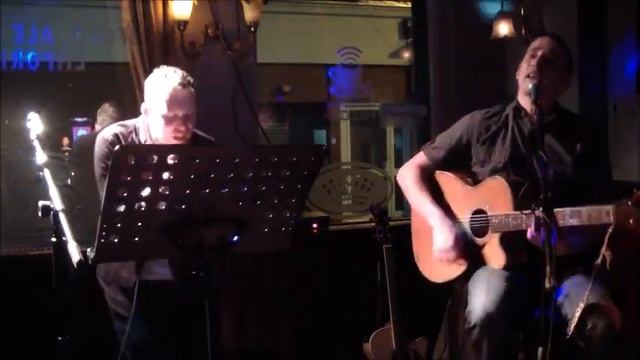 ARCI VOX Covers - Englishman in New York by Sting - LIVE SESSIONS @ Prince Of Wales смотреть онлайн