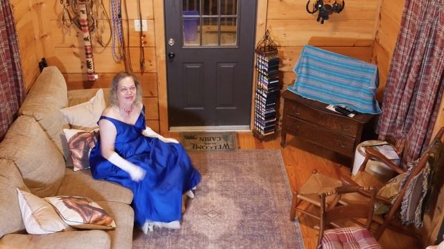 The Best Blue for a Prom Dress | Crossdresser смотреть онлайн