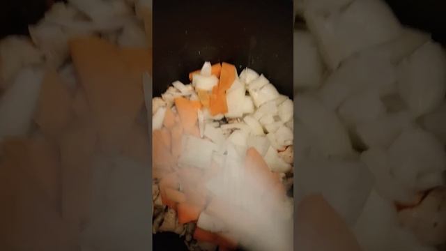 ЛЕНИВЫЙ ПЛОВ - САМЫЙ ПРОСТОЙ РЕЦЕПТ! РЕЖИМ ХОЛОСТЯКА смотреть онлайн