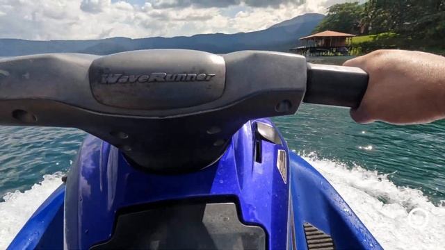 My First Time Riding A Jetski - Lago De Coatepeque, El Salvador смотреть онлайн