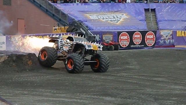 Max D Double Backflip attempt Gillette 2015 смотреть онлайн