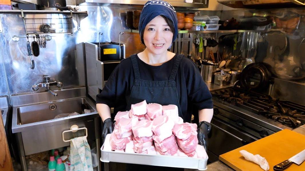 Японская кухня. Один день из жизни семейного ресторана. смотреть онлайн