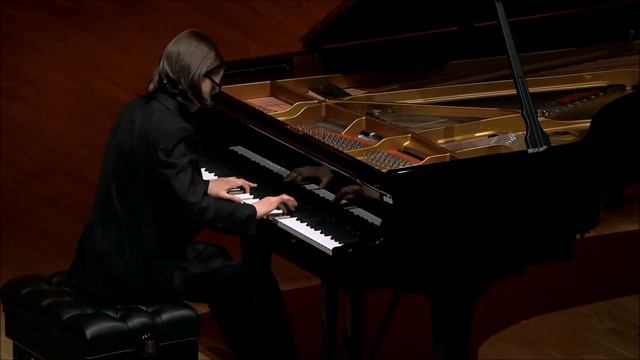 Ф. Шопен. Скерцо № 1, си минор. Исп. Ярослав Марков смотреть онлайн