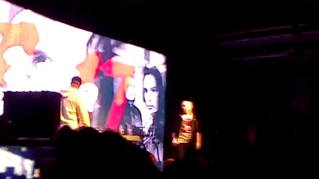 25/17 live @ milk 10.12.10 (огонь, просыпайтесь!) смотреть онлайн