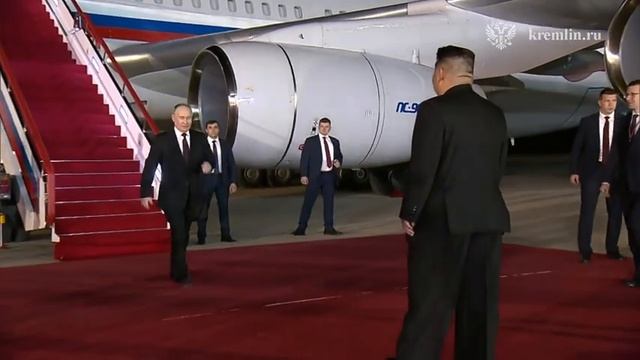 Владимир Путин прибыл в Пхеньян. смотреть онлайн