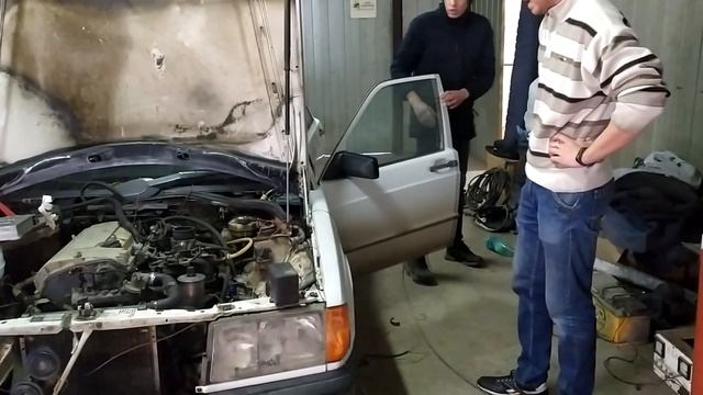 Мерседес 190 W201. Замена двигателя на  м111. Свап.