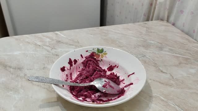 Свекла вареная с майонезом смотреть онлайн