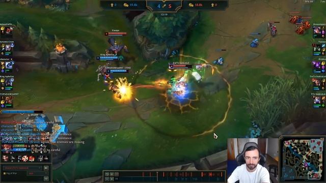 JOGADOR DE LOL CONTROLA DOIS CAMPEÕES AO MESMO TEMPO E ATINGE O PLATINA, JOGANDO COM O PÉ смотреть онлайн