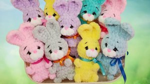 Пасхальный зайчик. Мастер класс по вязанию маленького зайчика крючком.