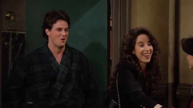 Chandler Gets Caught with Janice | Friends смотреть онлайн