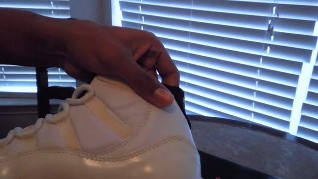 1996 Air Jordan Columbia XI Review brought to you by TheKicksLounge смотреть онлайн