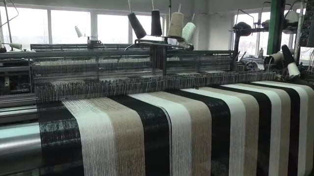 Вовняні пледи та шарфи. Потужності української фабрики Lanavitta смотреть онлайн