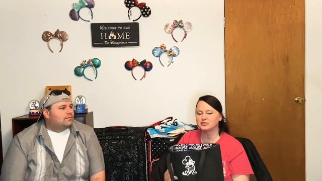 300 Subscriber Giveaway! Mickey Tote Bag and additional prizes to Win! смотреть онлайн