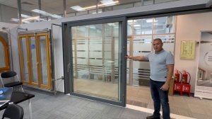 HS Portal. Подъёмно-сдвижная конструкция из дерева.